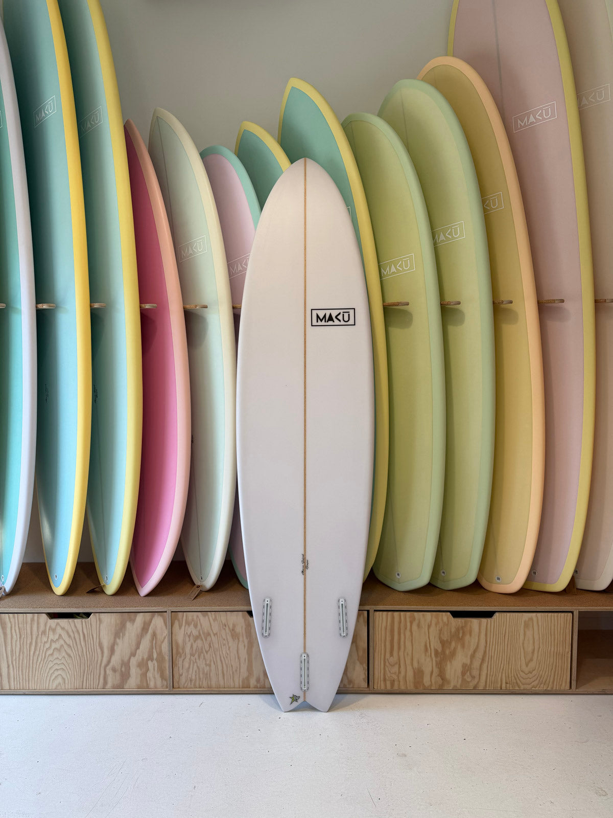Mid length Fish tail 6'10 Promotion