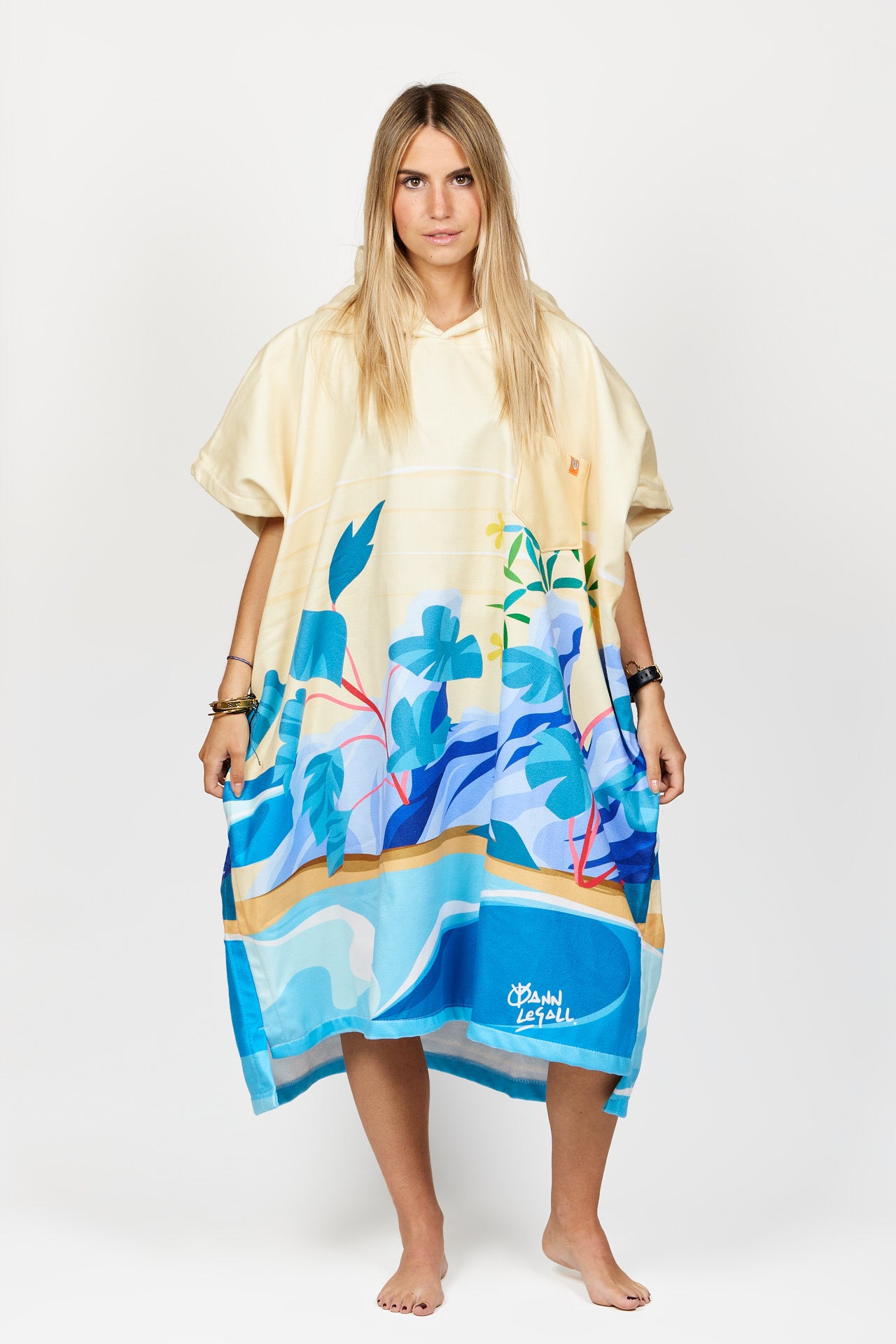 Poncho AFTER ESSENTIALS