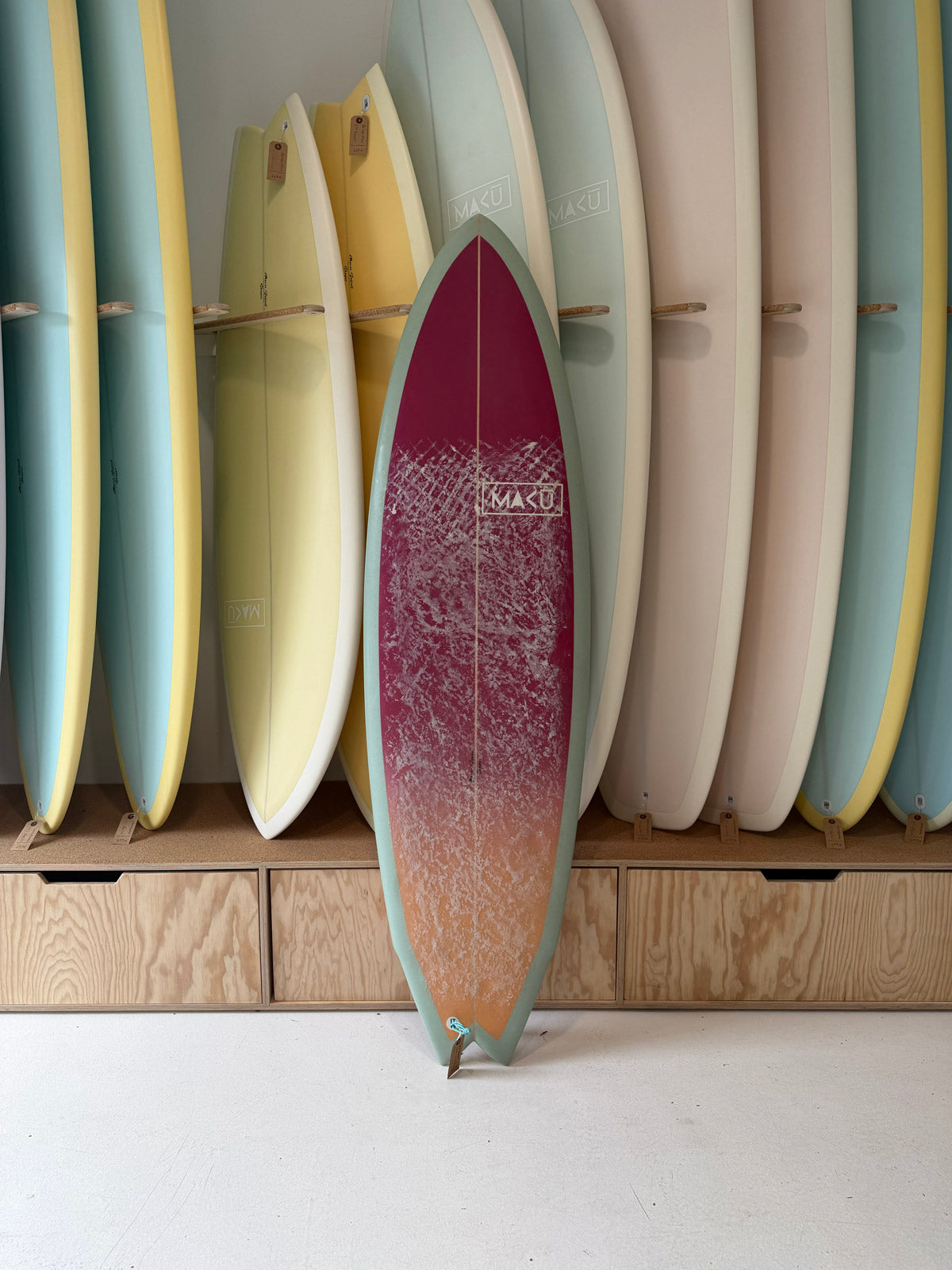 Shortboard Modern Twin Winger 5'9